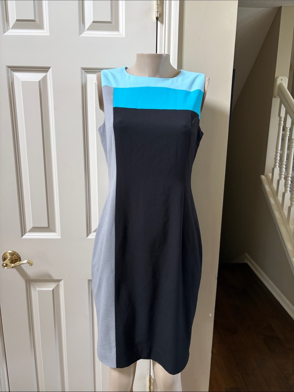 NWT Calvin Klein Black, Light Blue and Turquoise Colorblock Midi Sheath Dress, 8